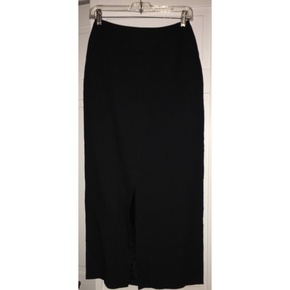Harold’s black tie mermaid skirt - front slit (2)